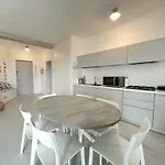 Esagono Apartament