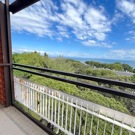 Apartment Esagono Grado